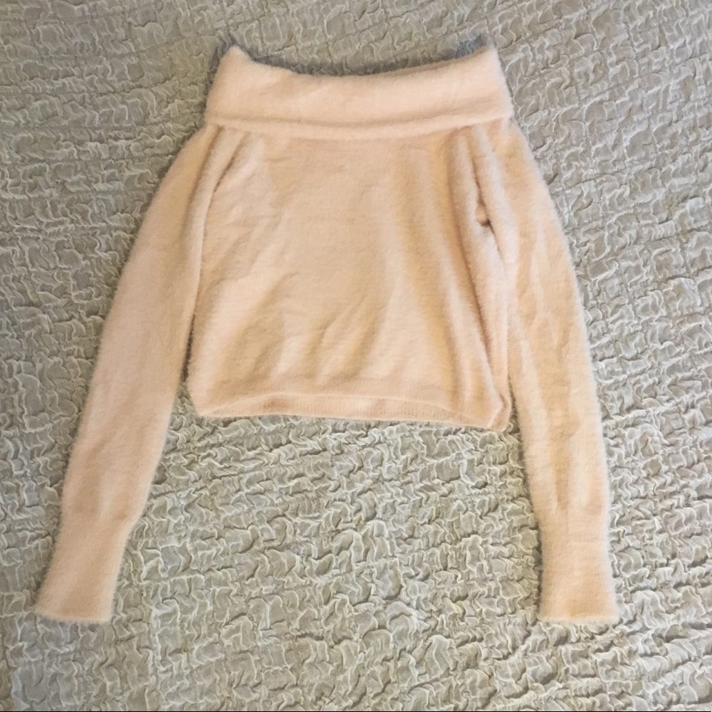 Forever 21 Blush off the shoulder crop sweater